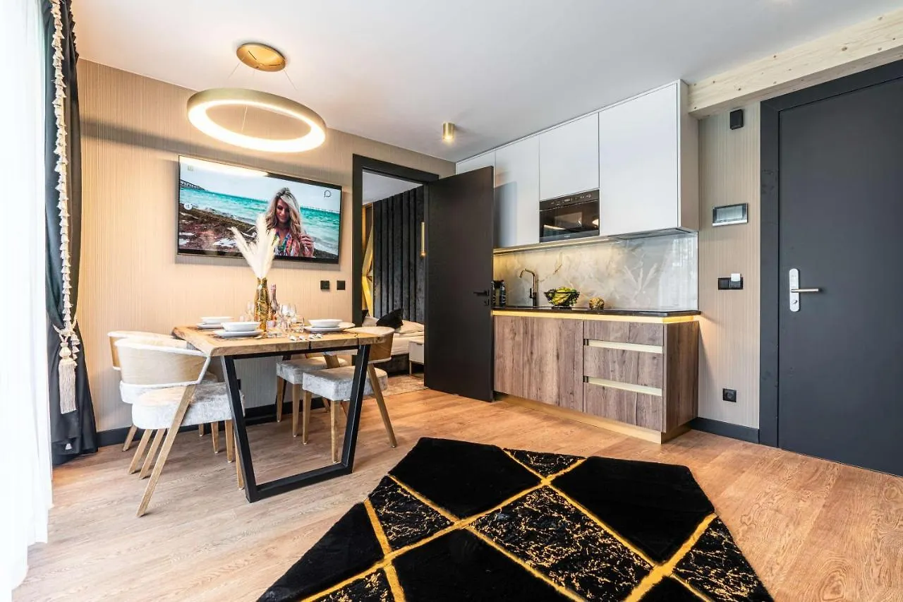 Zlota Residence & Spa - 500M Od Krupowek Zakopane 0*,  Poland