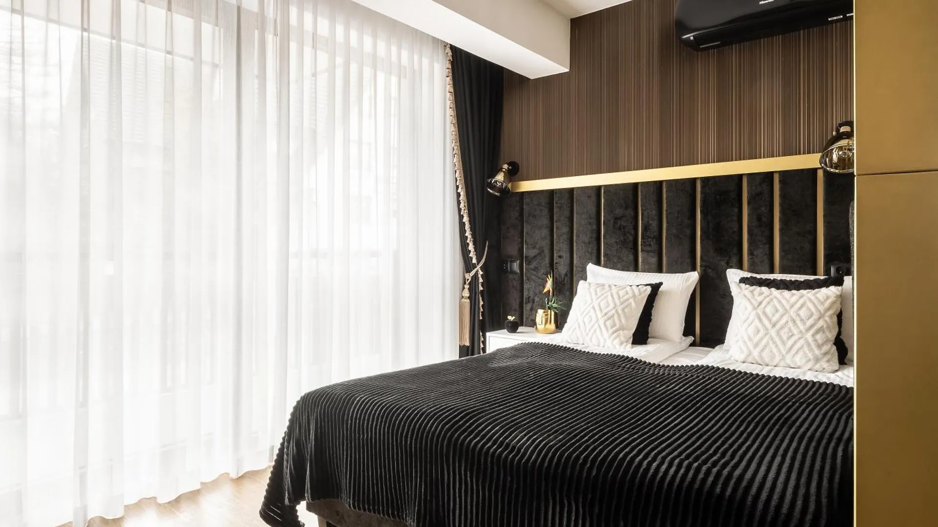 Zlota Residence & Spa - 500M Od Krupowek Zakopane 0*,  Poland